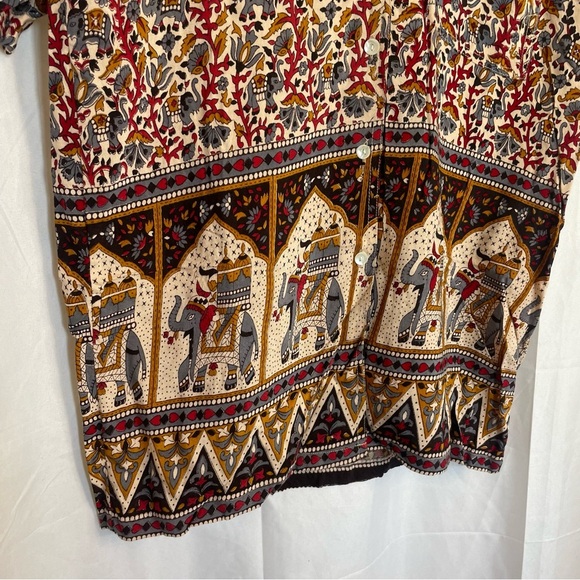 PAPILLON Women’s Vintage Red Gold Elephant Button Down Short Sleeve Size Medium - Picture 4 of 13